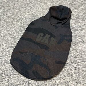 NWT GAP Dog Hoodie Size Small 25-40lb